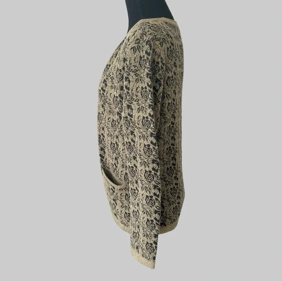 Jones New York Floral Pattern Cardigan Made in Hong Kong - Picture 2 of 12